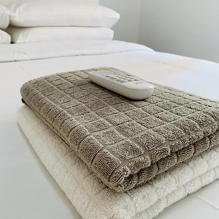 Carr * בנידורם